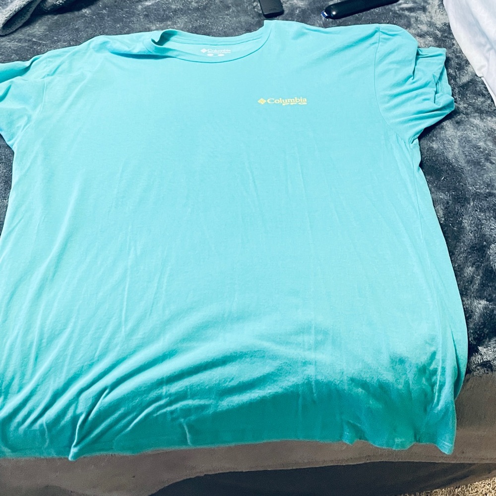 Mens. Colombia shirt